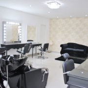 Evandro Diniz Studio Hair cria espaço Beauty & Lounge Noivas e reinaugura o feminino
