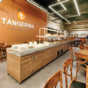 Tangerina Gastro Bar: um novo conceito em comida natural e carnes nobres